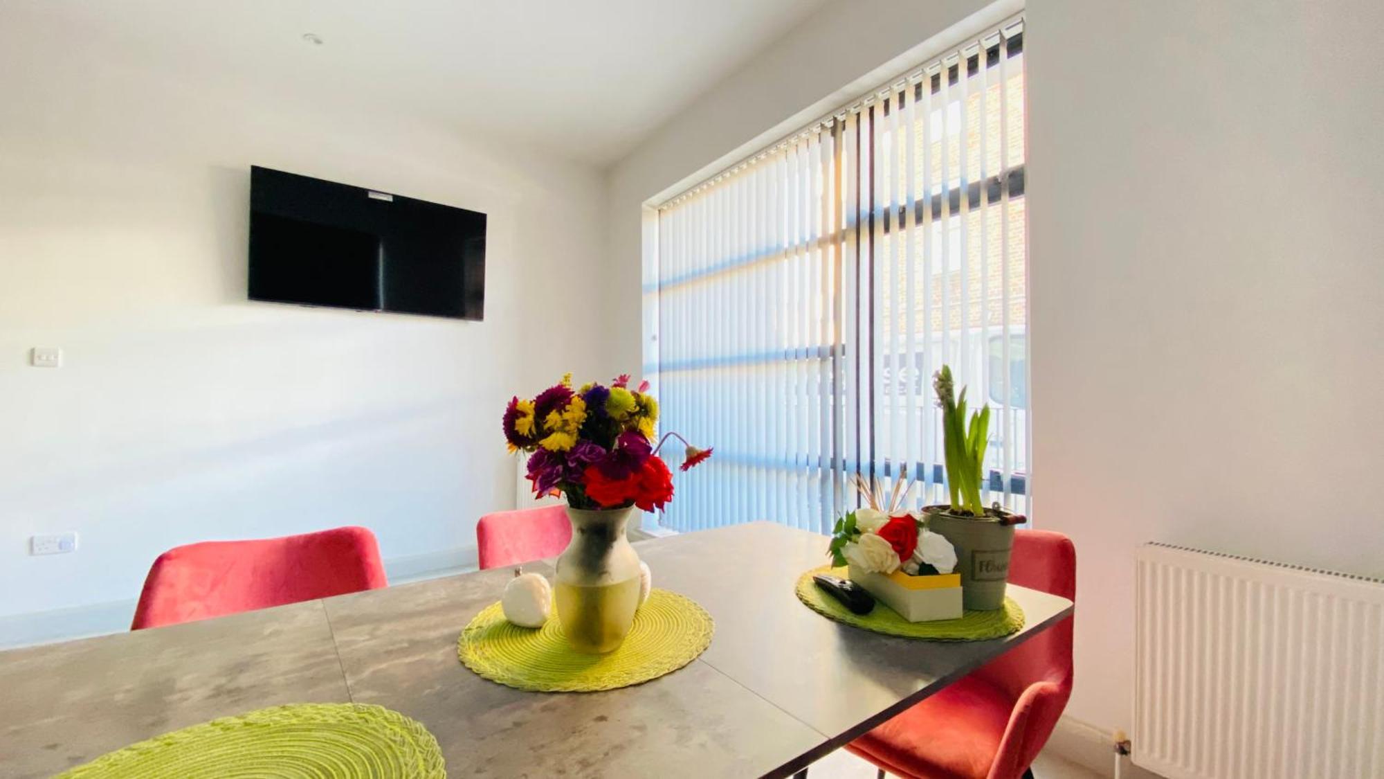 Shadwell - Walking Distance To Tower Bridge, Two Stations In Close Proximity Londra Esterno foto