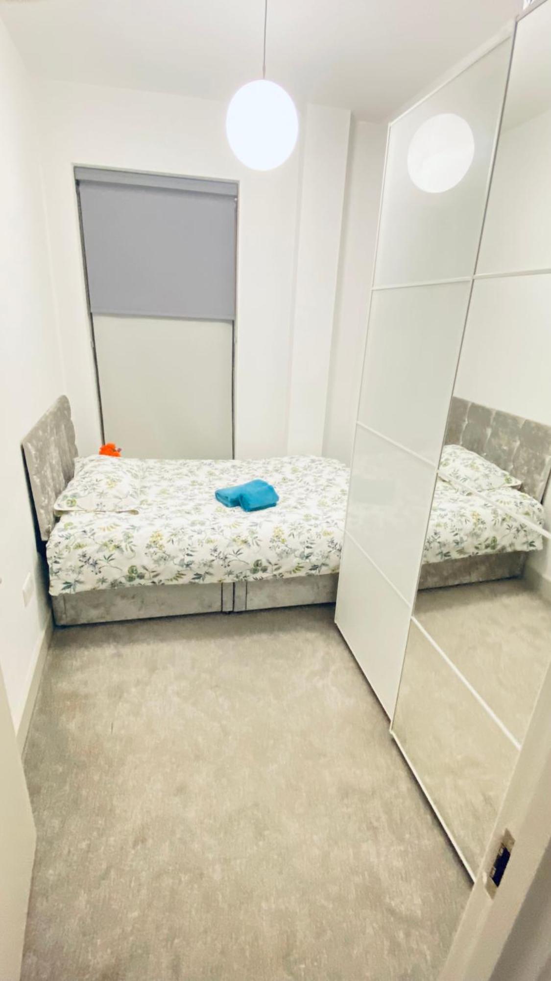 Shadwell - Walking Distance To Tower Bridge, Two Stations In Close Proximity Londra Esterno foto